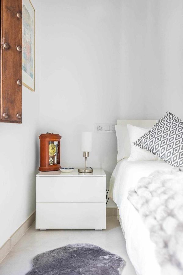 Comfy Away - Apartamento Exclusivo Mercado De Triana Con Balcon เซบีญา ภายนอก รูปภาพ