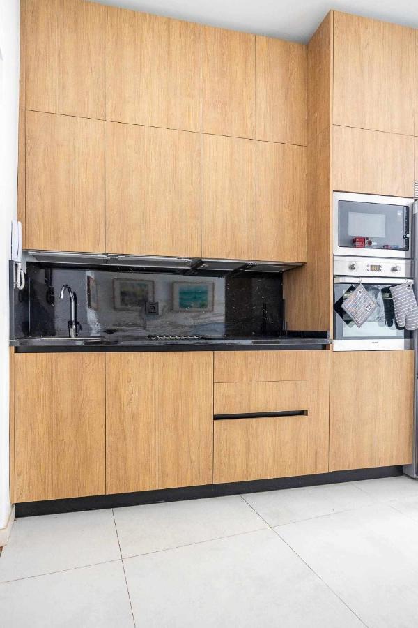 Comfy Away - Apartamento Exclusivo Mercado De Triana Con Balcon เซบีญา ภายนอก รูปภาพ